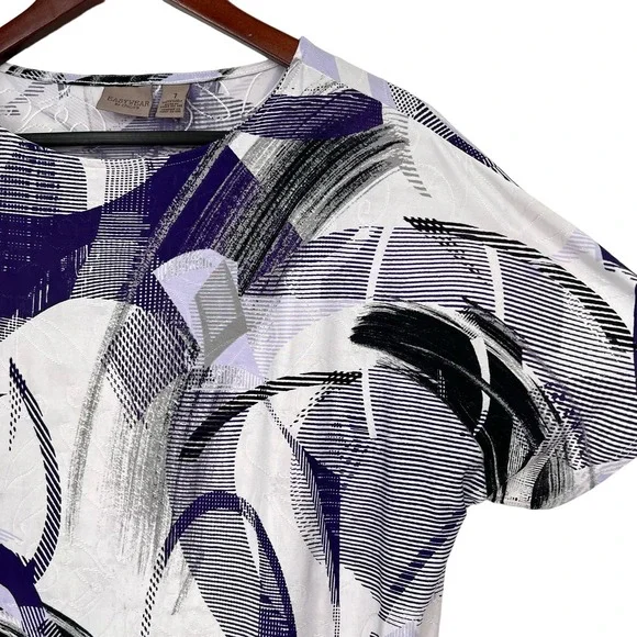 Chicos Easywear Sz 1 MEDIUM 8/10 Purple Stretchy Blouse Shirt Top Mature Comfy - Picture 2 of 7